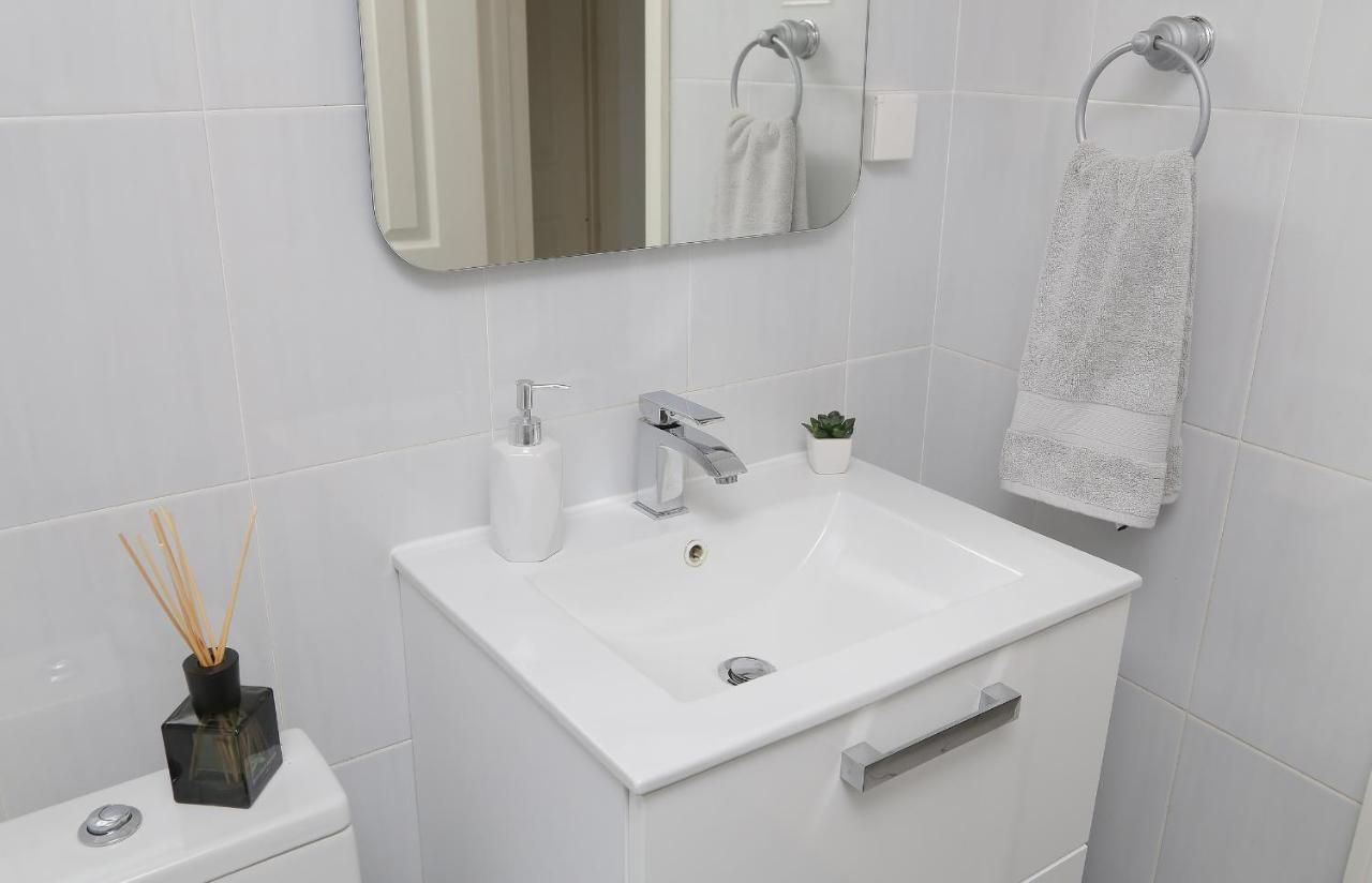 Spacious 2 Bedroom Apt Luxeview- Oldtownview, 10Min To Town Dubrovnik Ngoại thất bức ảnh